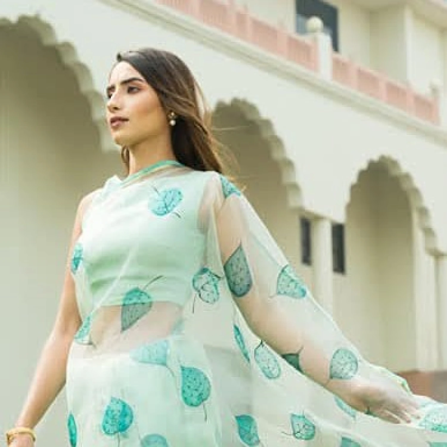 হ্যান্ড প্রিন্ট শাড়ি